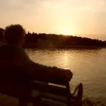 Tara アパート Nečujam