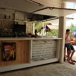Tara Nečujam