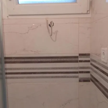 Apartament Tara *